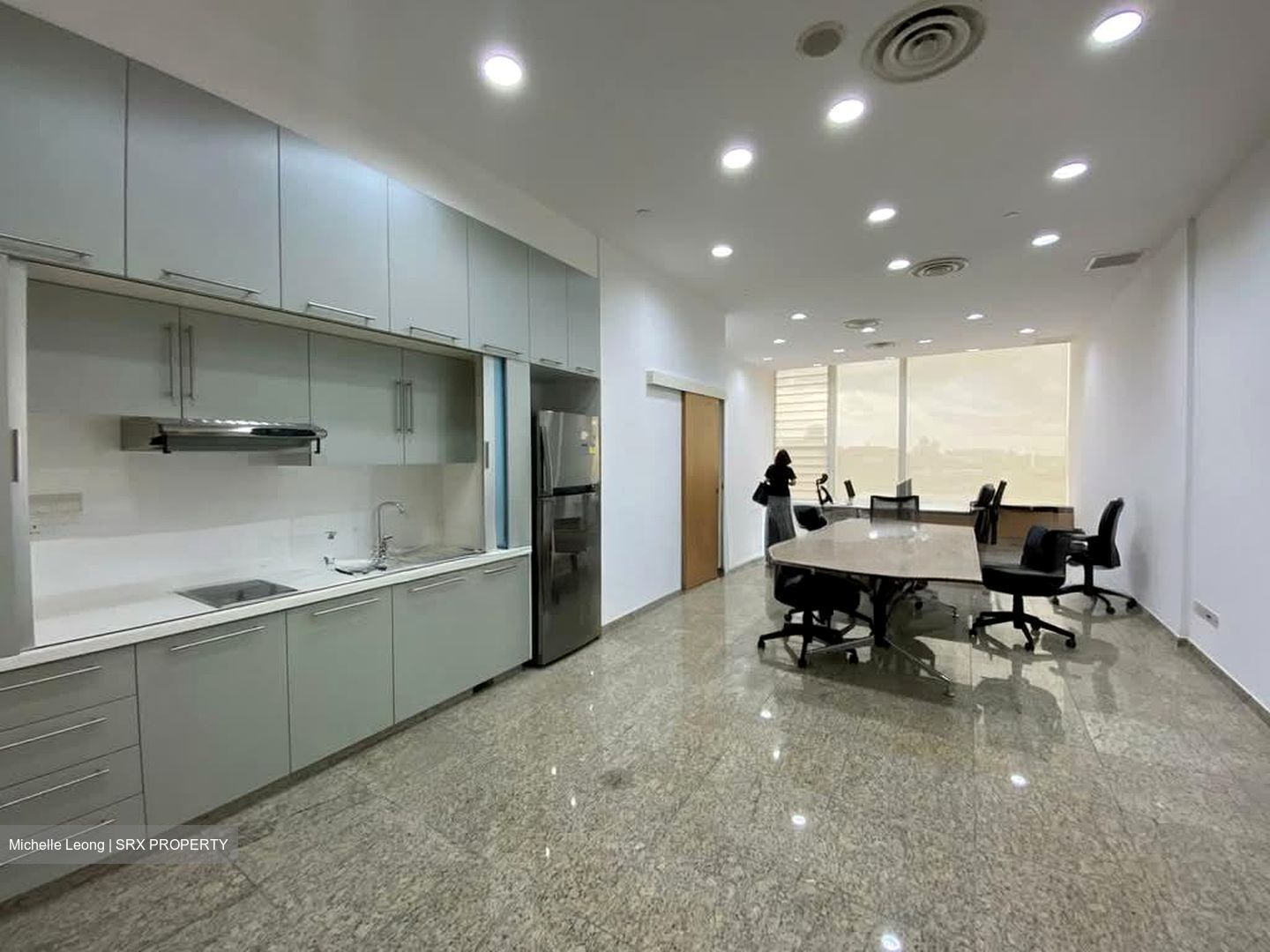 The Central (D1), Office #604752511